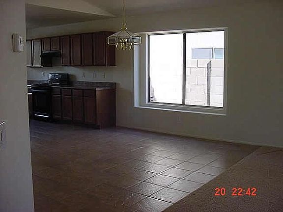 3rd image of 855 E Lovegrass Dr