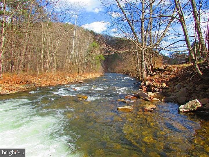 1st image of 25 N River Run