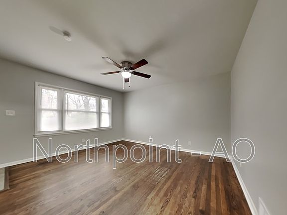3rd image of 8403 E 98th Ter