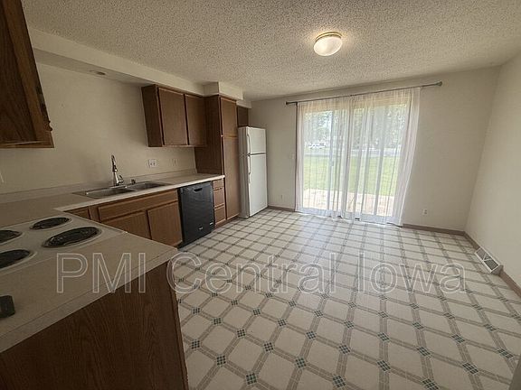 5th image of 2709 1st Ave