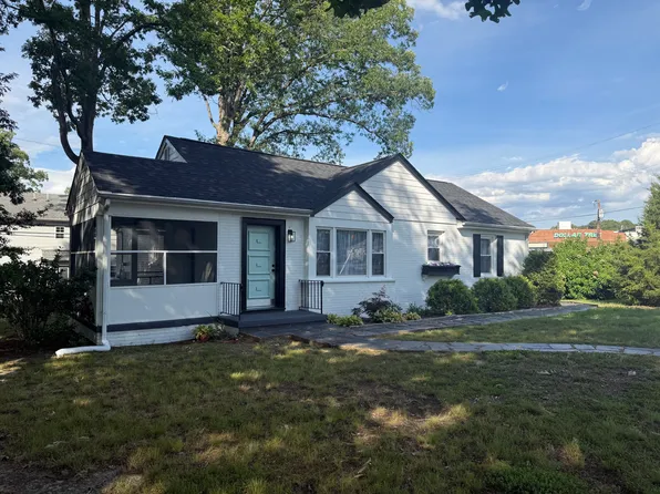 9000 Gayton Rd, Henrico, VA 23229