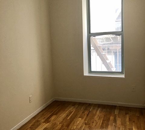 4th image of 247 W 63rd St APT 6F