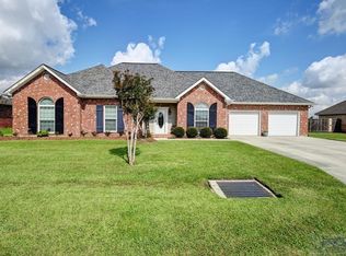 427 Donald Dr, Thibodaux, LA 70301
