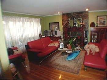 3rd image of 184 Vincent Dr