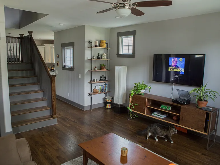 2159 Rock City St — Photo 4