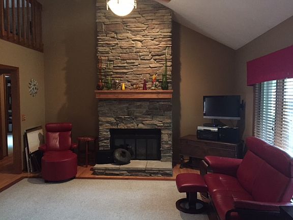 3rd image of 5875 Misty Hill Dr