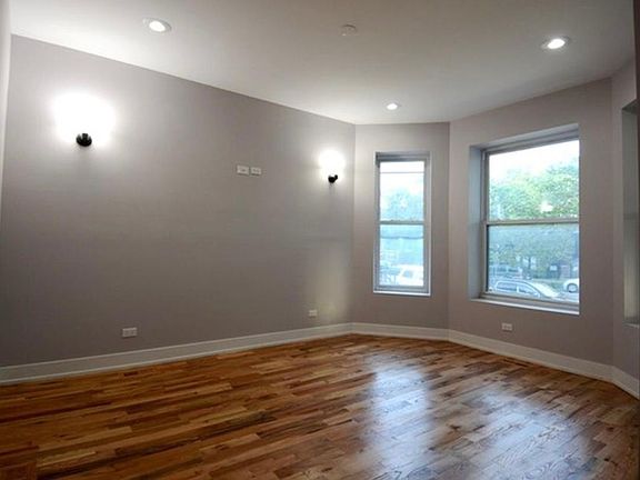 4th image of 4935 W Washington Blvd #2