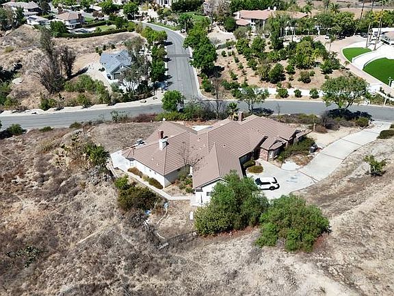 3rd image of 6712 Canyon Hill Dr