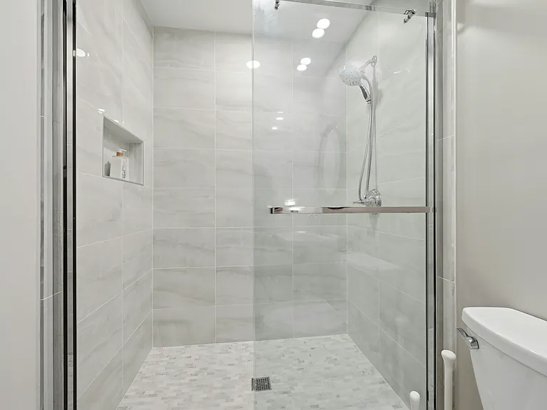 875 Deerfoot Path — Photo 7