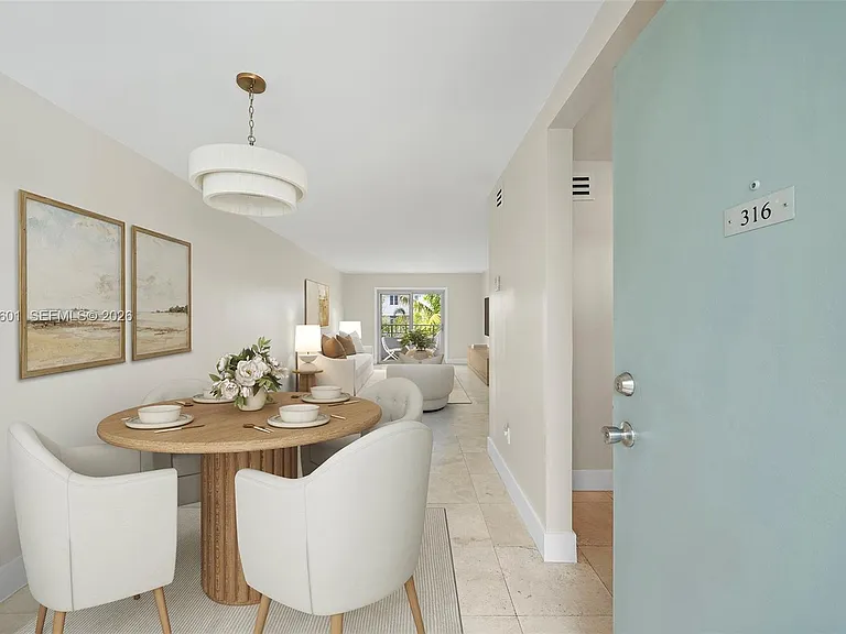 1610 Lenox Ave #316 — Photo 2