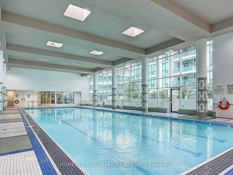 33 Bay St #4805 — Photo 34