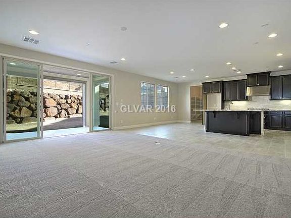 3rd image of 302 Mandarin Hill Ln