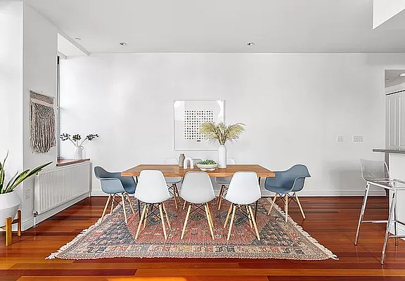 5th image of 117 E 29th St APT 3A