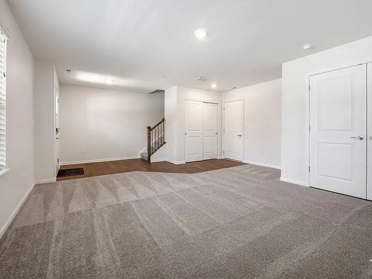 2961 Reflection Dr — Photo 4