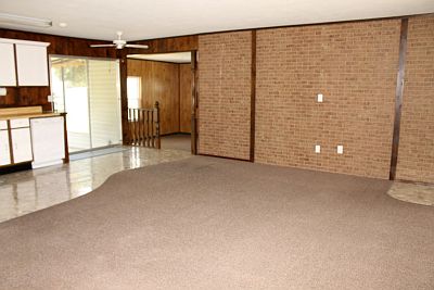 2nd image of 14820 Pinecrest Dr