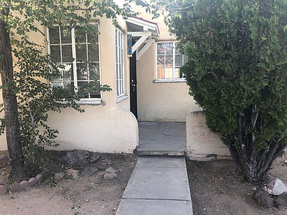 2nd image of 201 Stanford Dr SE