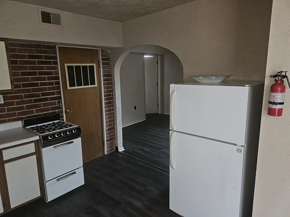 1504 Island Ave #3