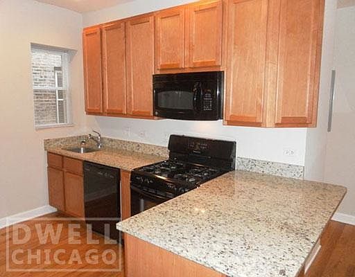 3rd image of 3354 W Wilson Ave APT 3s