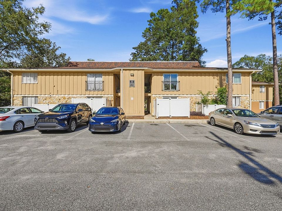 1st image of 507 NW 39th Rd APT 114