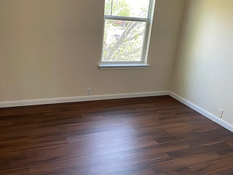 1000 Heritage Park Dr — Photo 7