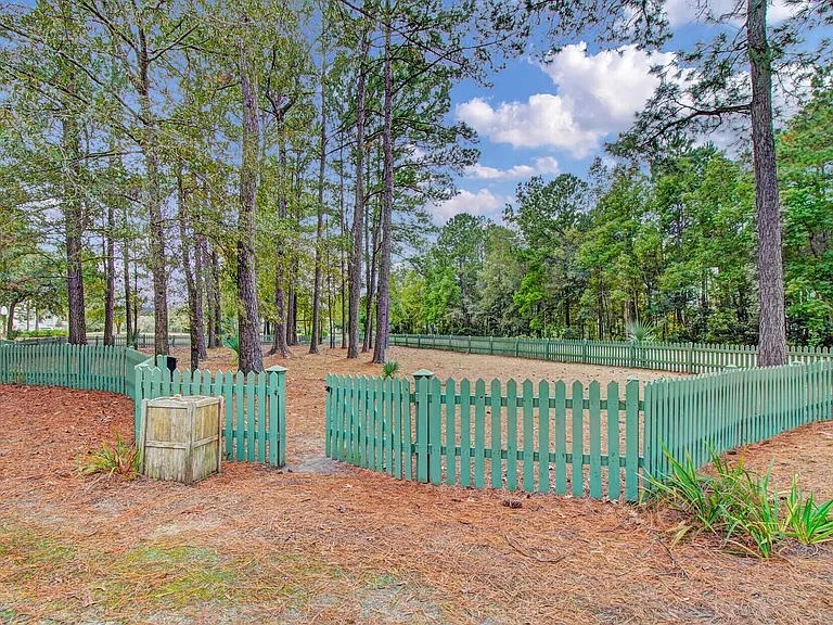 722 Bounty Square Dr #C — Photo 58