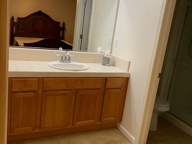 Master vanity