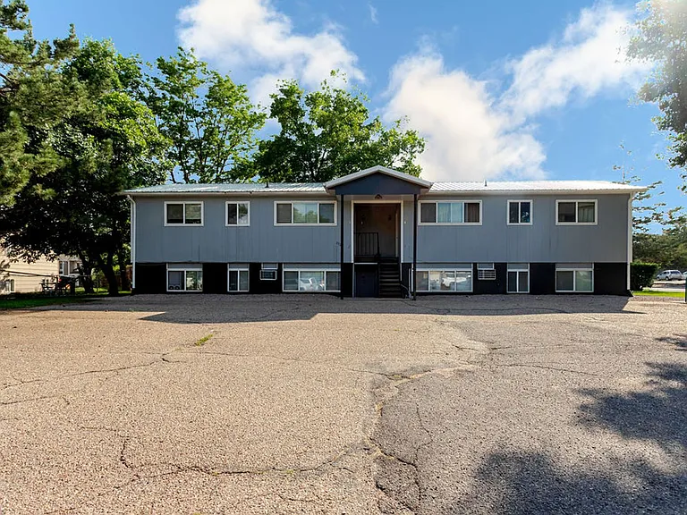 2925 Somerville Dr #1 — Photo 1