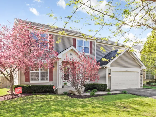1387 Baroque Ave, Volo, IL 60073