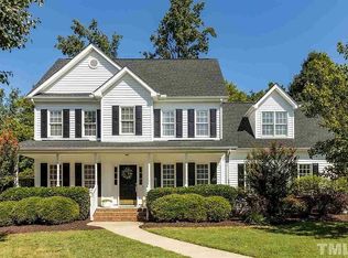 1600 Kelvington Pl, Apex, NC 27502