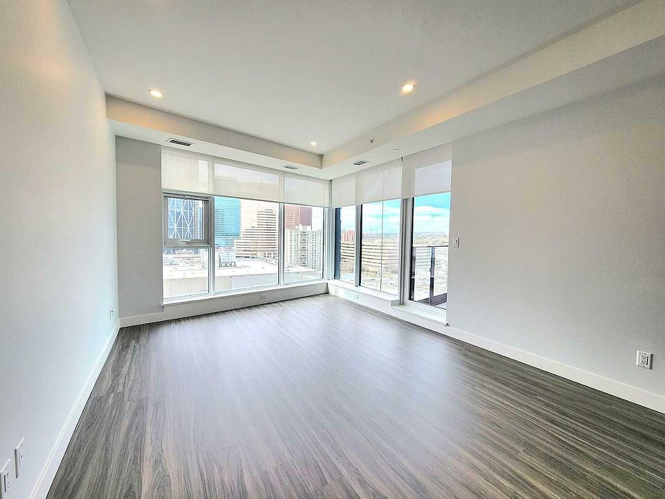 1st image of 2501-530 3rd St SE #2501