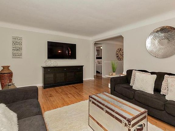 2nd image of 5188 Lynd Ave