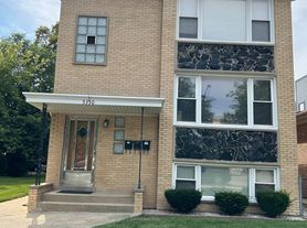 5350 N Central Ave, Chicago, IL