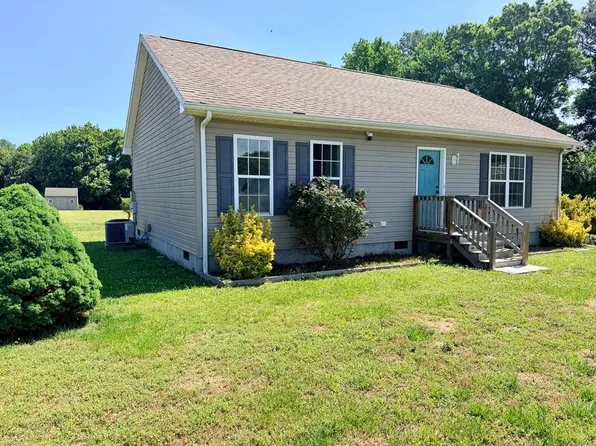 5771 Neal Parker Rd, Withams, VA 23488