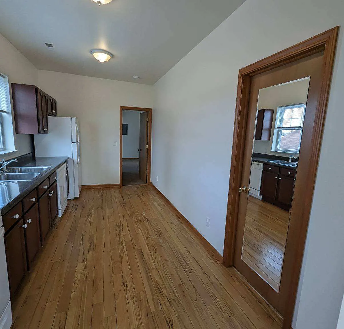 158 S College Avenue — Photo 3