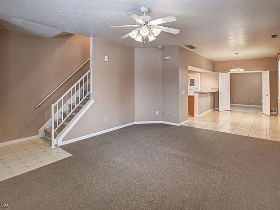 3rd image of 7473 Pearl Rd #2