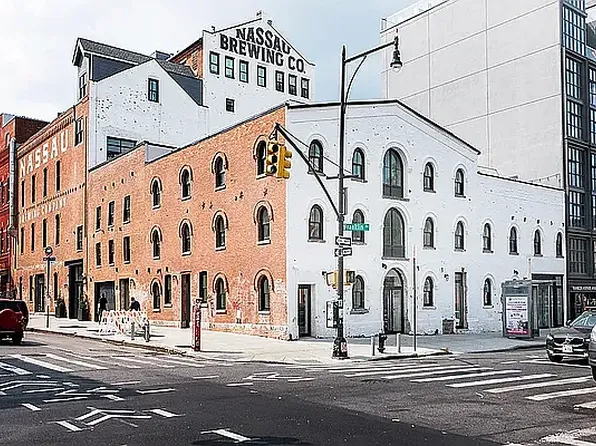 945 Bergen Street image 1 of 4