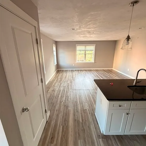 75 Merriam Ave #5 — Photo 6