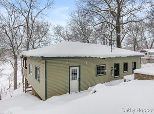 23 Oak Opening, Delton, MI