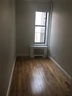 Rented by R New York | media 40