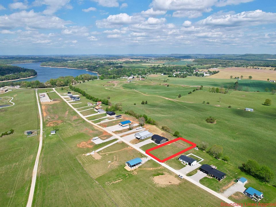 1st image of 20 Lighthouse Dr