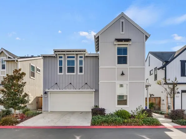 916 Farmhouse Way, Folsom, CA 95630
