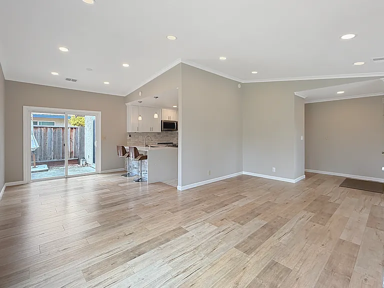 5935 Woodbine Pl — Photo 28