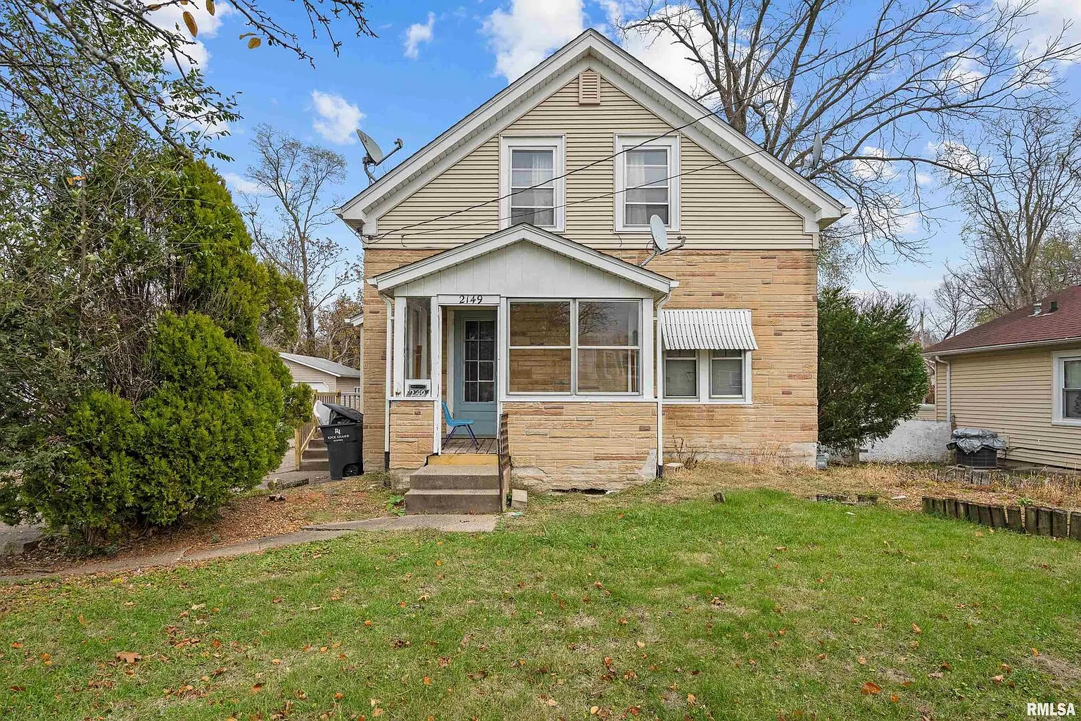 2149 32nd St photo 1