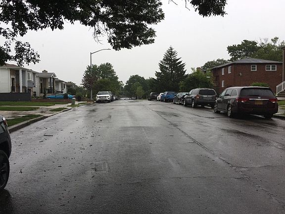 4th image of 141 Wieland Ave