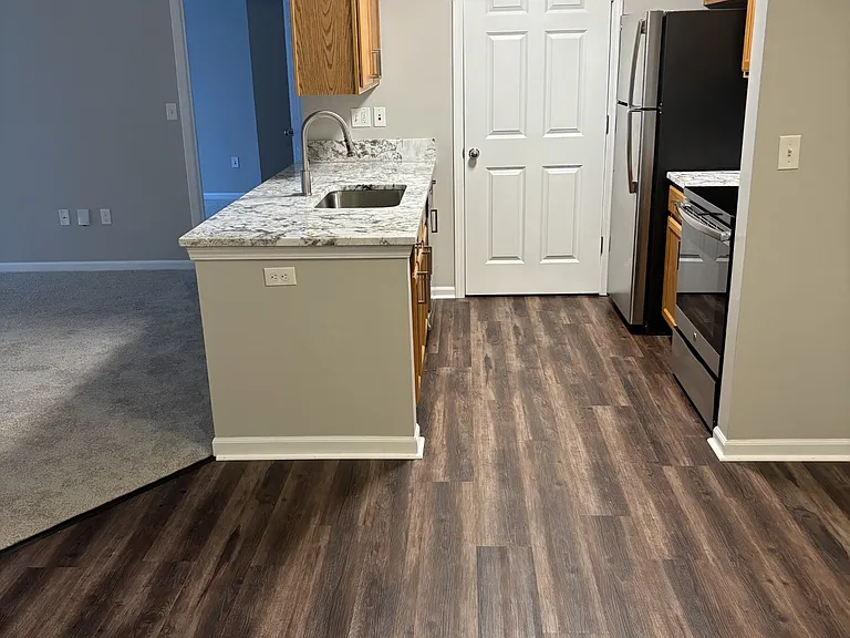 Abbey Ridge Apartment Homes — Photo 111