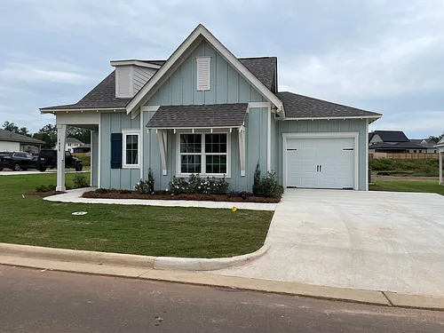 1828 Woodward Oaks Trl Photo 1