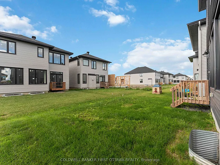 286 Cornice St — Photo 43