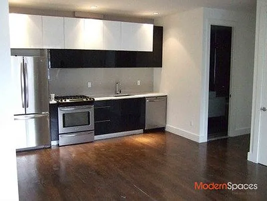 Sold by Modern Spaces | media 8