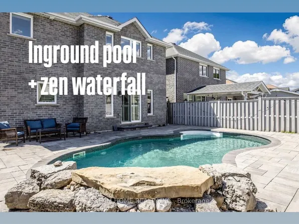 1342 Corm St, Innisfil, ON L9S 0B2