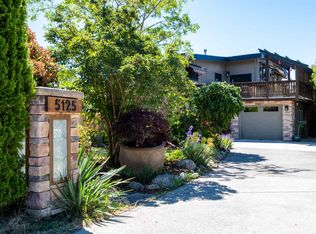 5125 Salal Rd, Sechelt, BC V7Z 0B7